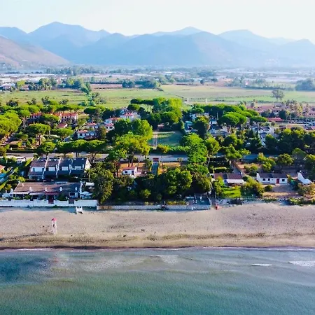 Greg Stupenda Casa Sulla Con Accesso Diretto Al Mare * テッラチーナ