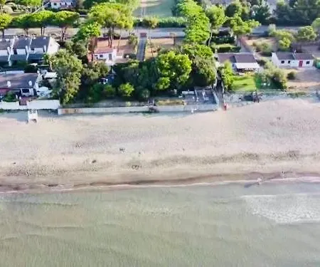 Villa Greg Stupenda Location Sulla Con Accesso Diretto Al Mare Terracina