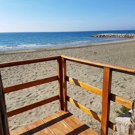 Villa Greg Stupenda Location Sulla Con Accesso Diretto Al Mare Terracina